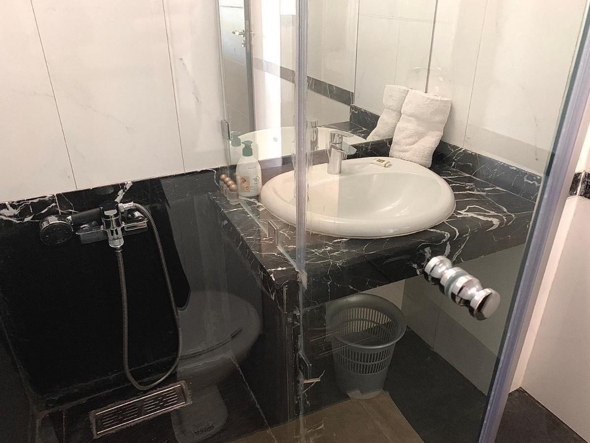 Sab 12 - Amazing View Of The Mosque Hassan. Luxury Apartment. 2 Bedrooms. Казабланка Екстериор снимка